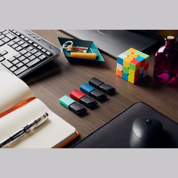 USB флеш-накопичувач Kingston DataTraveler Exodia M 64 ГБ Black/Blue (DTXM/64GB) 39425 фото